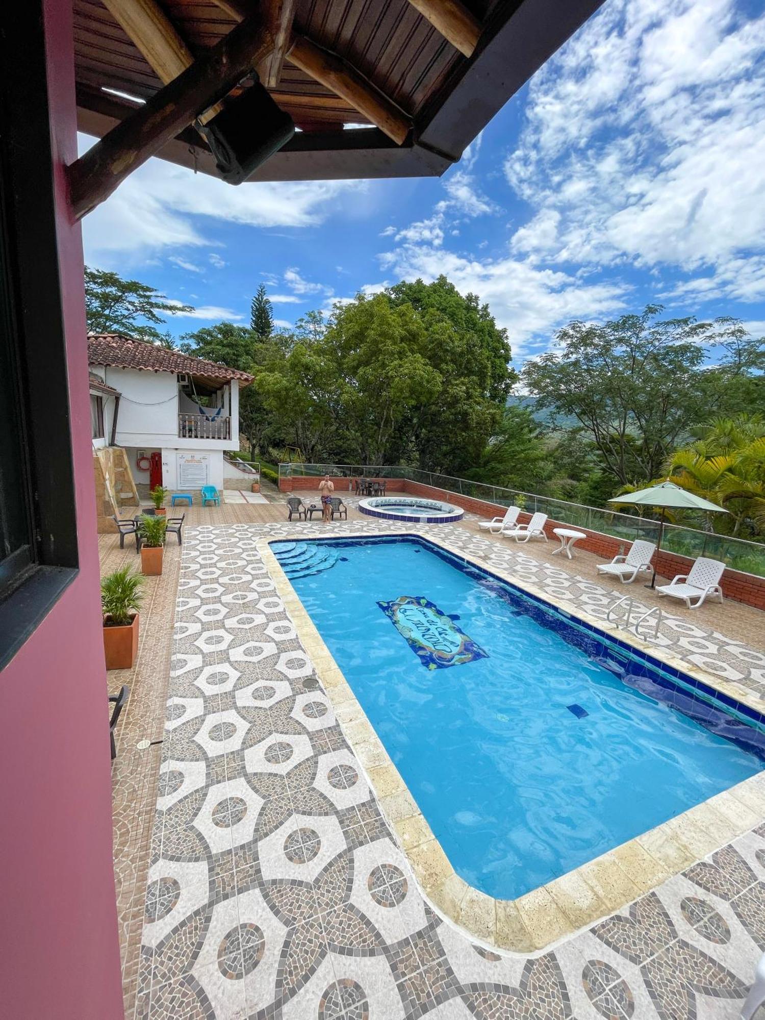 Hotel Campestre La Trinidad San Gil Exterior foto
